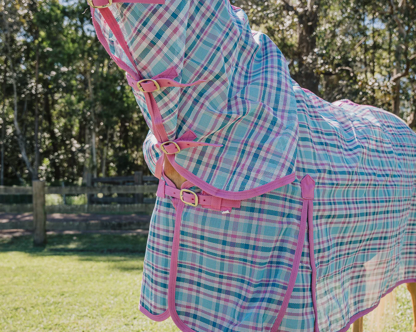 Kool Master PVC Shade Mesh Horse Rug Combo - Ice Blue/Pink - Image 4