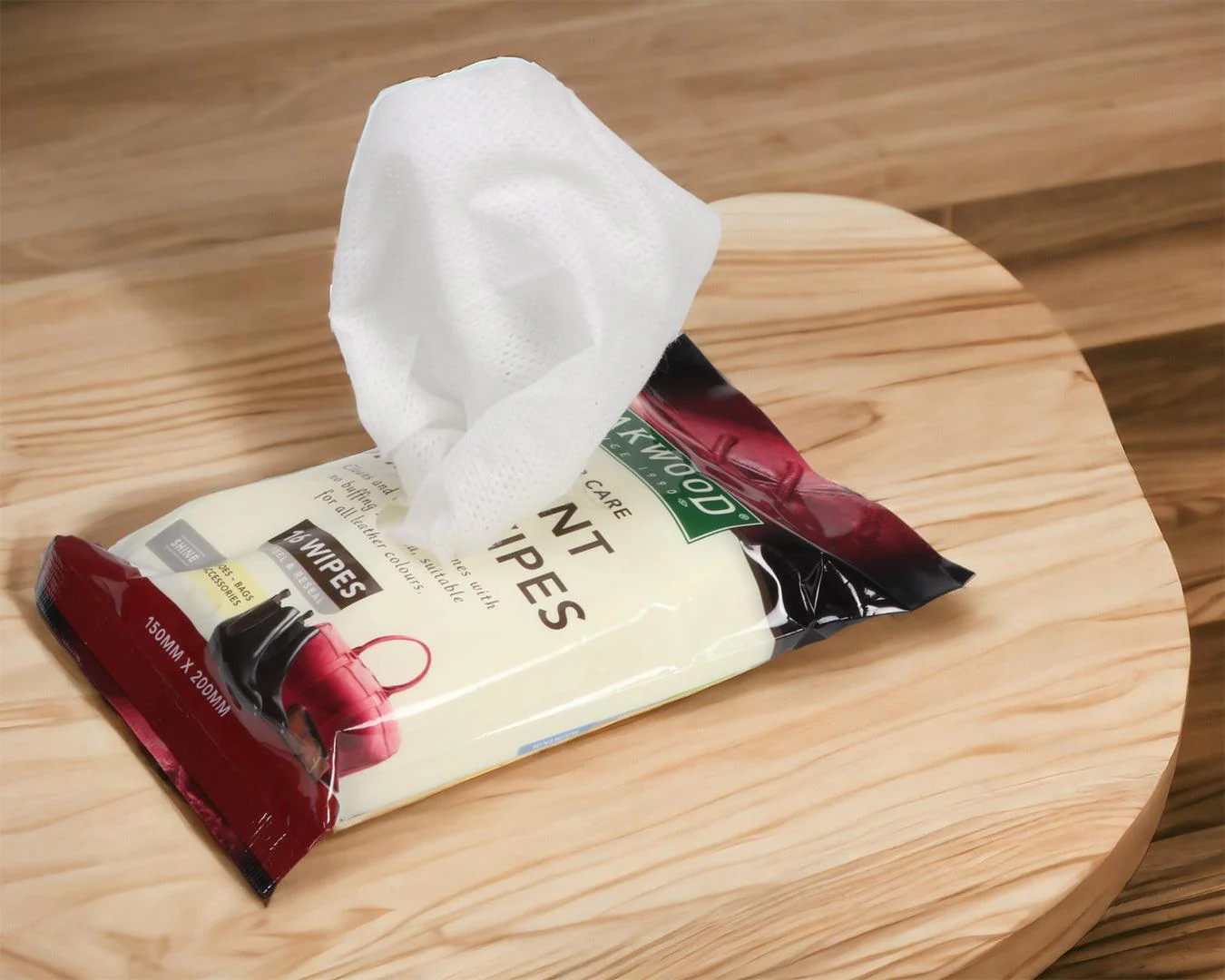 Oakwood Instant Care Instant Shine Wipes - Image 3