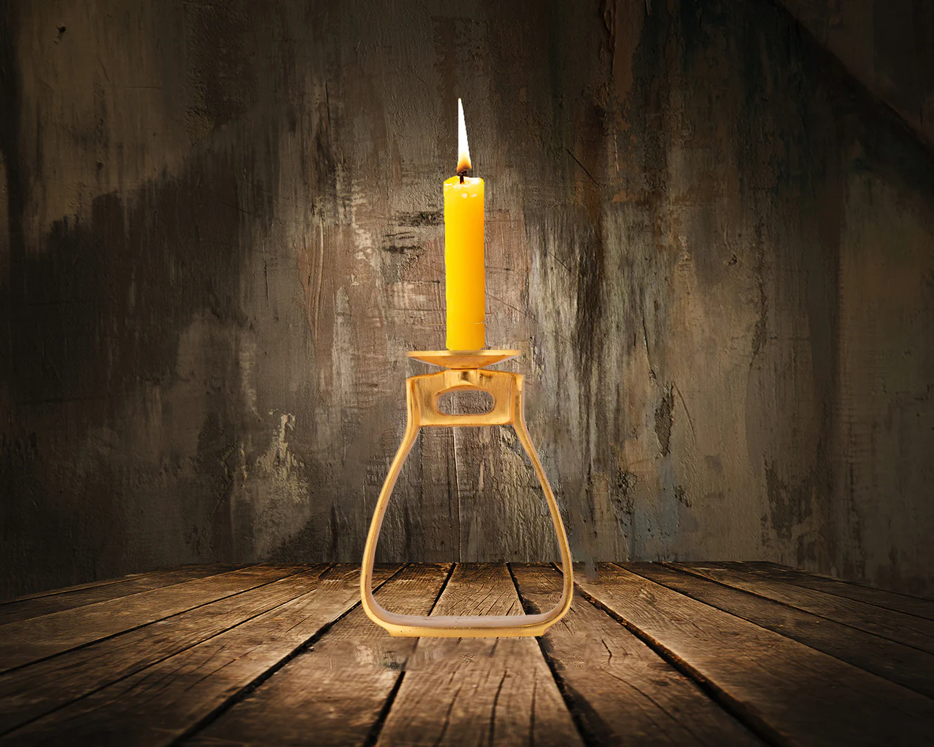 STC Oxbow Stirrup Candle Holder - Image 8