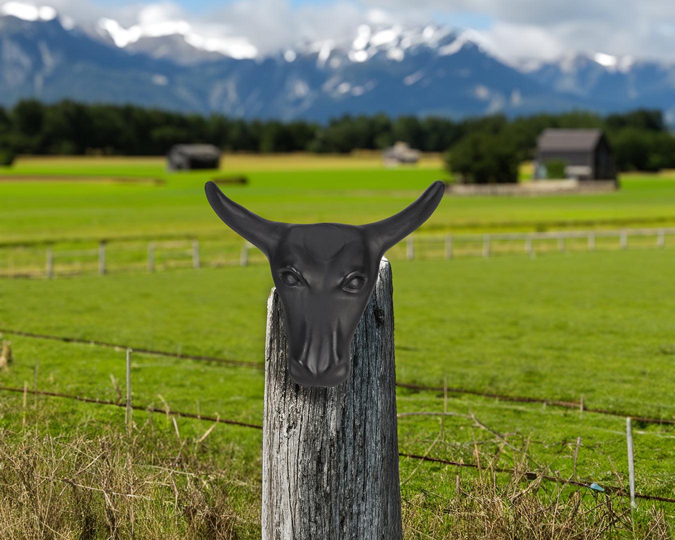 Plastic Steer Head With Prongs - Small - Image 4