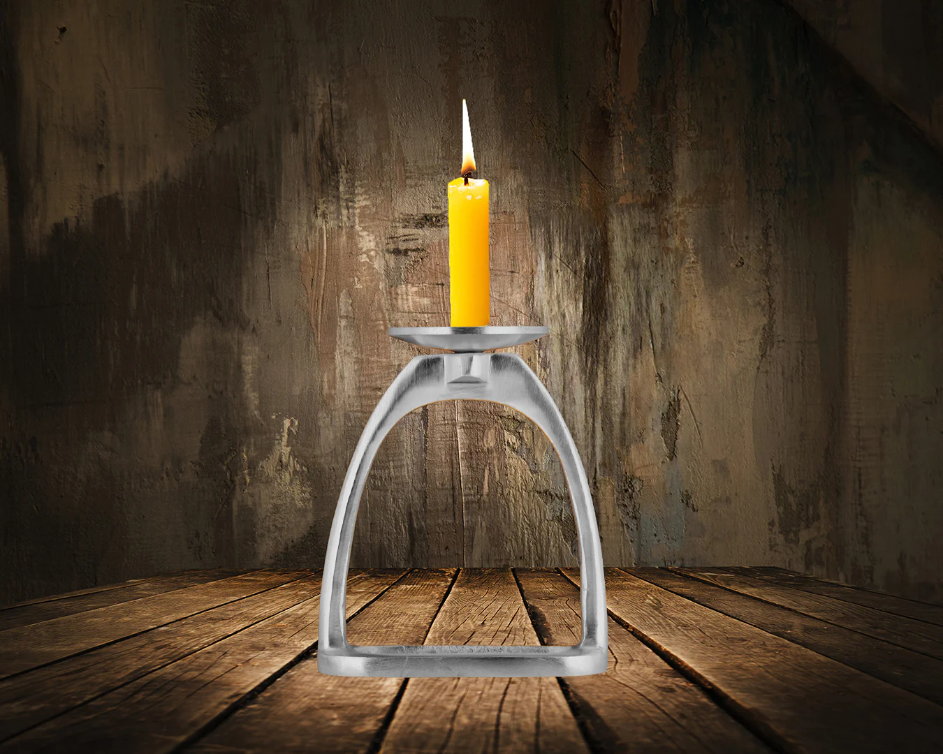 STC Stirrup Candle Holder - Image 4